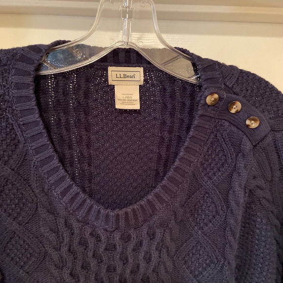 L.L. Bean Blue Cableknit Crewneck Sweater Sz L-Regular 100% Cotton Style 280394 - Picture 3 of 8